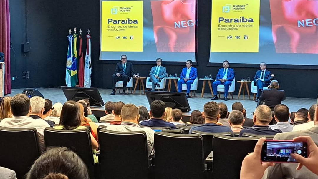 Prefeito Ednailton Sabino participa de evento promovido pelo Tribunal de Contas da União